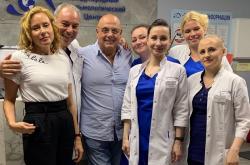 Команда врачей @eye_clinic_mots и актер Владимир Долинский