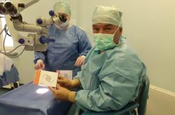 Офтальмохирург Д.Дементьев